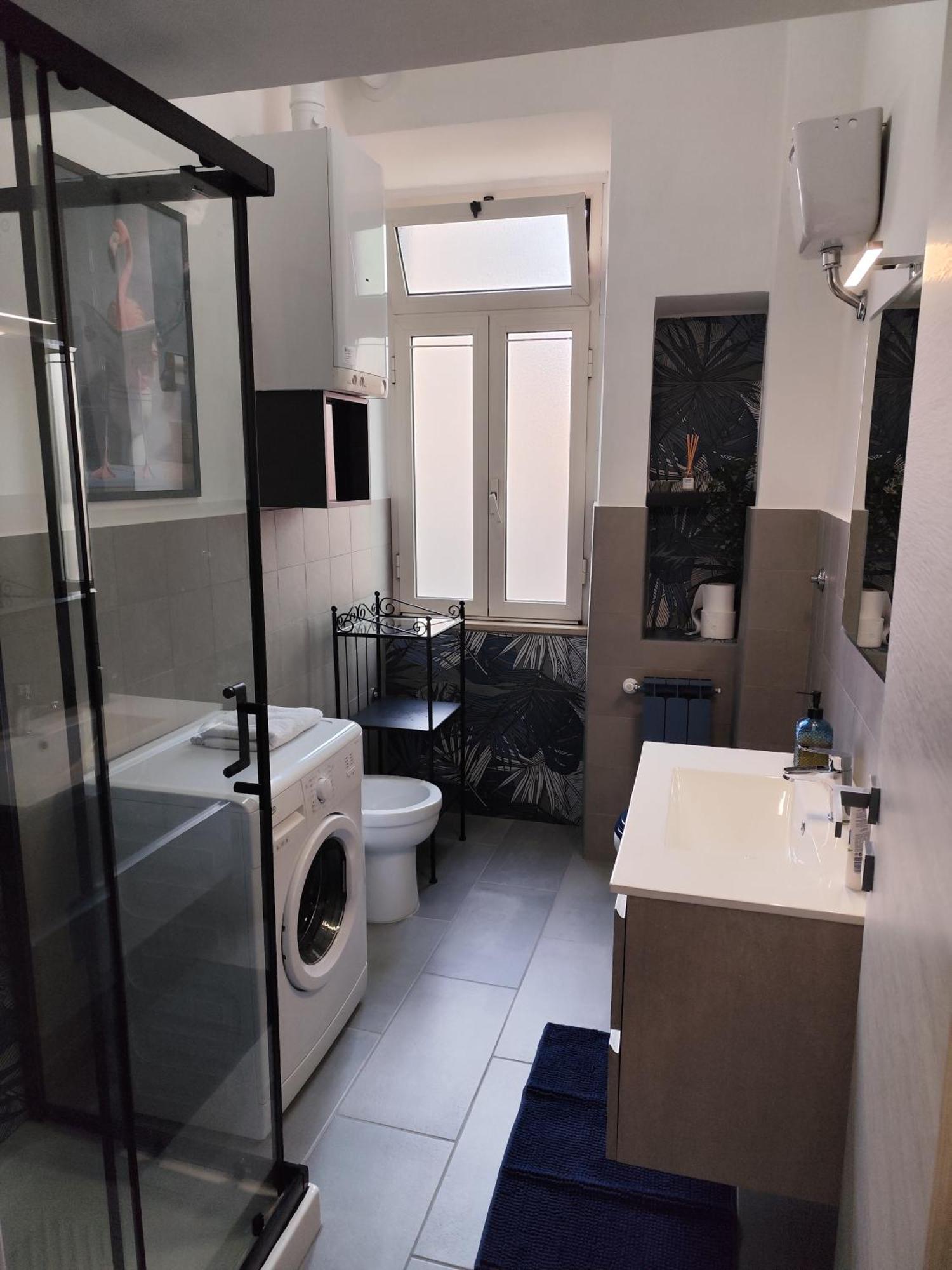 Casa Gaia A 2 Passi Dalla Metro A E C Appartamento